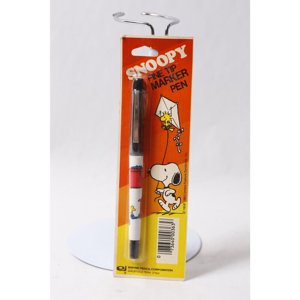 Snoopy Fine Tip Marker Pen by Empire 1960s Peanuts Stationery ~ 260507-WH 646